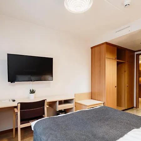 Rantapuisto Otel 4*