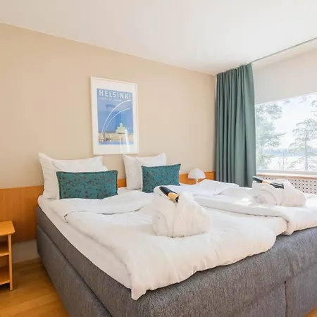 Rantapuisto Otel 4*