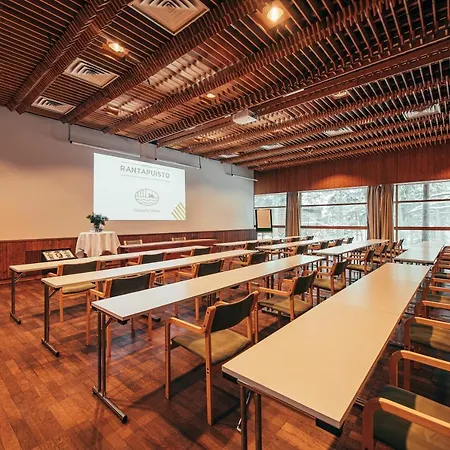 Rantapuisto Otel 4*