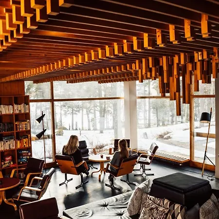 Otel Rantapuisto 4*
