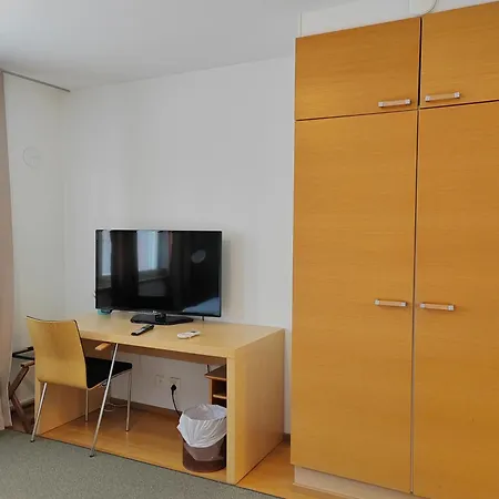 Otel Rantapuisto 4*