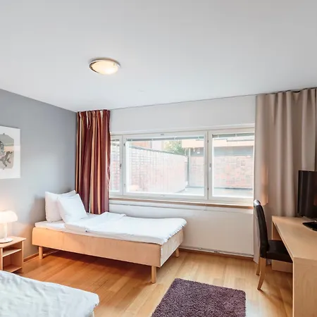 Otel Rantapuisto 4*