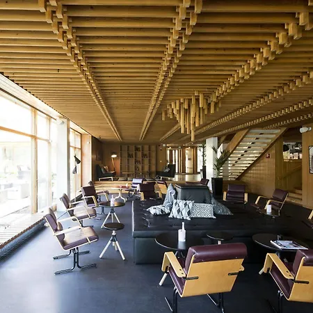Rantapuisto 4* Helsinki